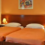 Bretagne Hotel