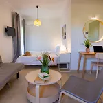 Hotel Bretagne 2*