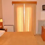 Bretagne Hotel 2*
