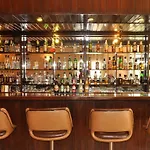 Hotel Bretagne 2*