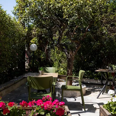 Bretagne Hotel