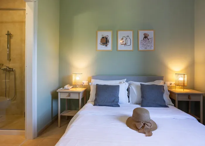 Bretagne 2* Corfu (city)