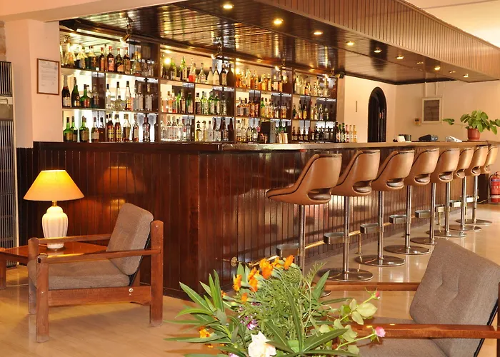 Bretagne Hotell Corfu (city)