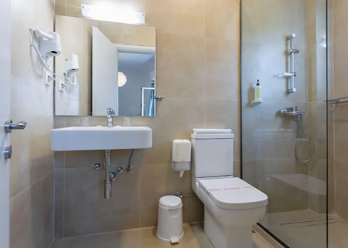 Bretagne 2* Corfu (city)