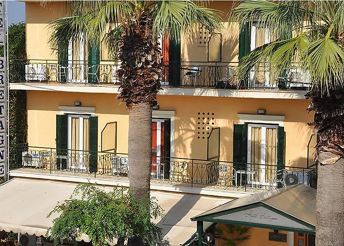 Bretagne Hotell Corfu (city)