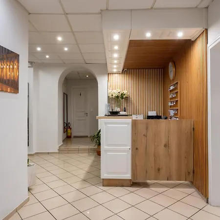 ホテル ブルターニュ コルフ島