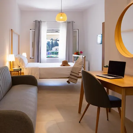 Otel Bretagne 2*