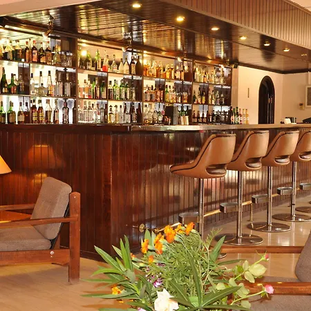 Bretagne Hotel Corfu (city)