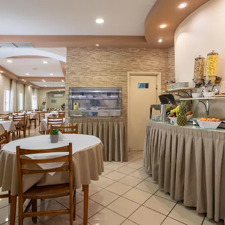 ブルターニュ 2* コルフ島