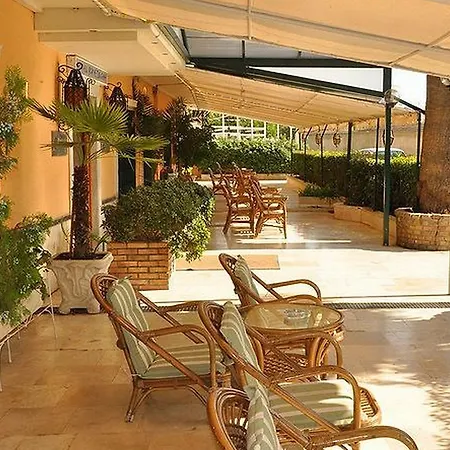 Otel Bretagne