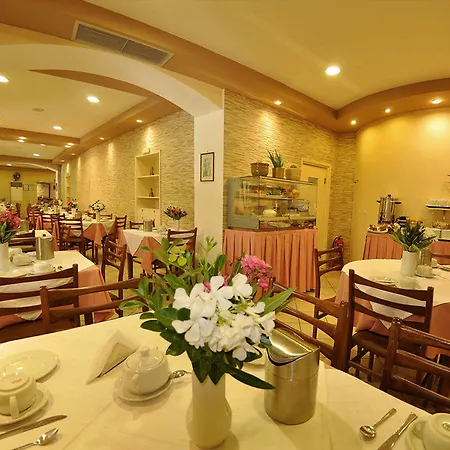 Otel Bretagne 2*